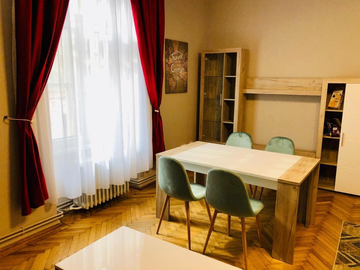 Ultra-Central Apartment Just In Union Squere Τιμισοάρα Εξωτερικό φωτογραφία